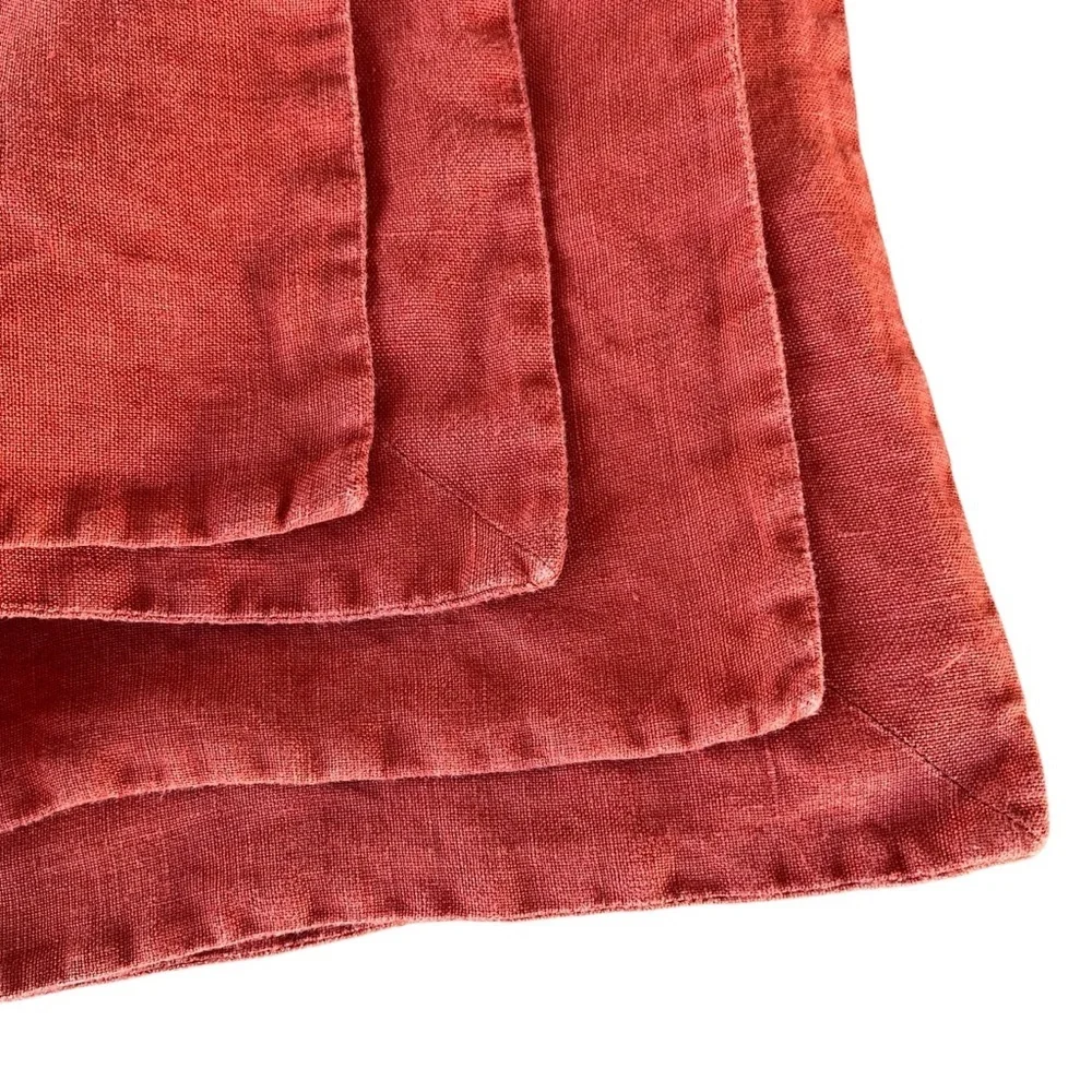Williams-Sonoma 100% Linen Double Hemstitch Tablecloth Chili 52x70 Hungary GUC